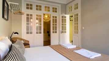 8 bedrooms, iron/ironing board, free WiFi, bed sheets