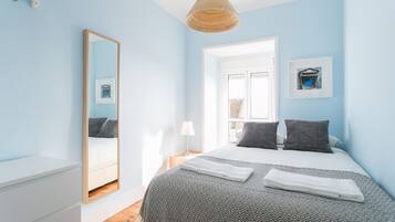 4 camere, ferro/asse da stiro, Wi-Fi gratuito