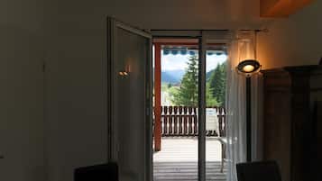 Apartemen (Cleaning Fee 150 CHF) | Balkon