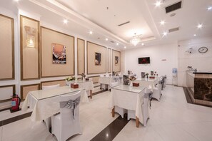 Restaurant - A25 Hotel - 63A Phương Liệt (Hanoi)