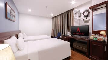 Superior Room | Minibar, in-room safe, blackout drapes, iron/ironing board