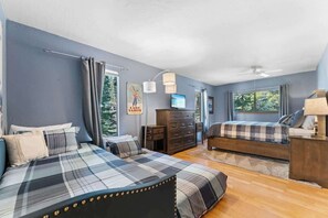 3 bedrooms, iron/ironing board, free WiFi, bed sheets