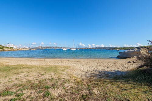 Appartamento "Casa Erica" con vista mare, Wi-Fi e terrazza privata