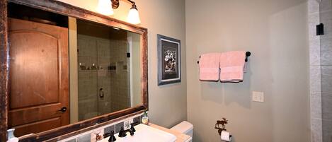 Casa Big Sky - lower level - second