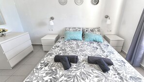 1 Schlafzimmer, Bügeleisen/Bügelbrett, Reisekinderbett, kostenloses WLAN