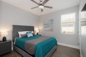 3 bedrooms, in-room safe, iron/ironing board, travel cot