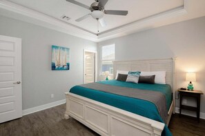 3 Schlafzimmer, Zimmersafe, Bügeleisen/Bügelbrett, Reisekinderbett