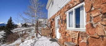2BR Epic Mountain View - Pet Friendly