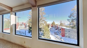 Condo, 3 Bedrooms | Interior