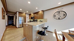 Condo, 2 Bedrooms | Private kitchen | Fridge, oven, coffee/tea maker, toaster