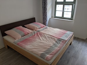 1 chambre, accès au Wi-Fi (inclus), literie fournie