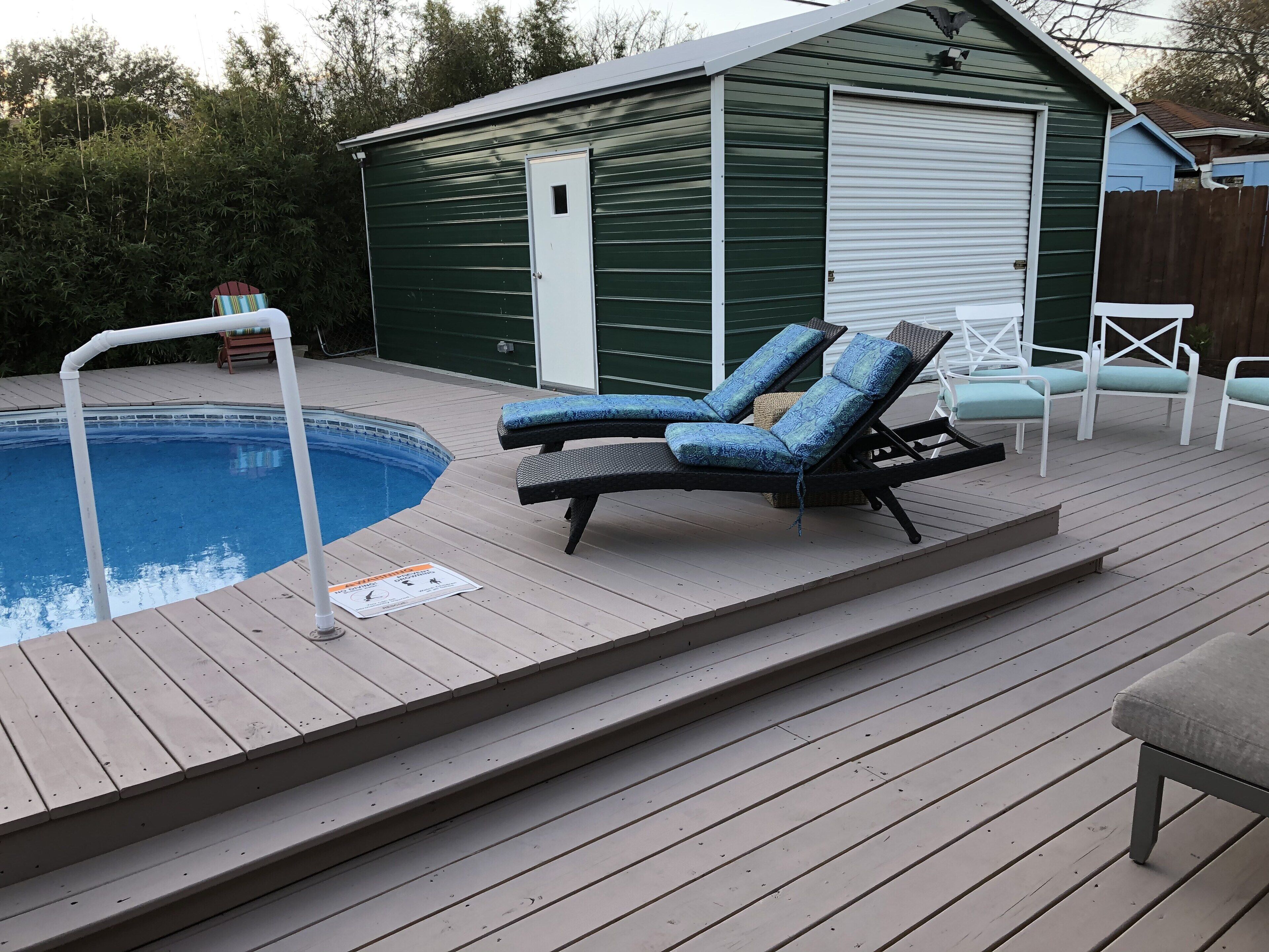 Outdoor pool