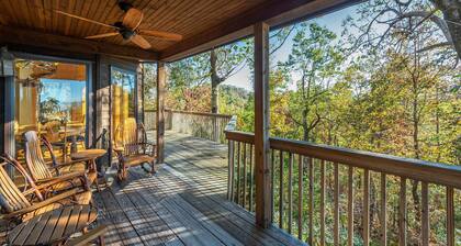 Big Sky Lodge | Long-range Views of Lake Lure!