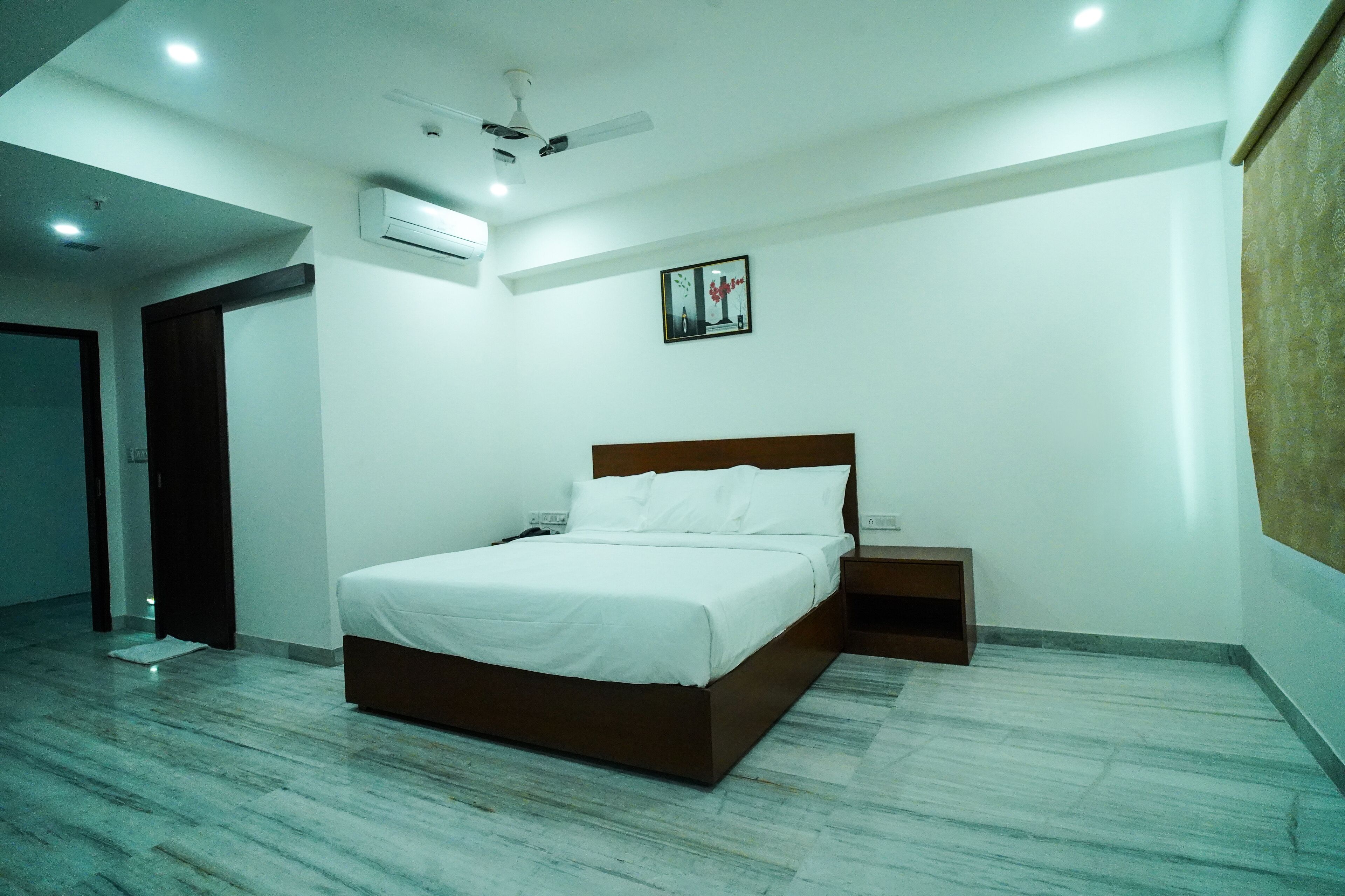 1 bedroom, minibar, in-room safe, individually furnished