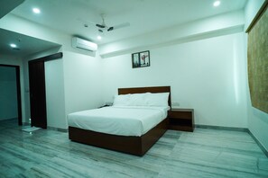 1 bedroom, minibar, in-room safe, individually furnished