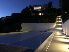 Udendørs pool, opvarmet pool