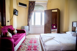 2 chambres, Wi-Fi gratuit, draps fournis