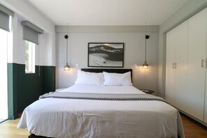 3 soverom, strykejern/-brett, wi-fi og sengetøy