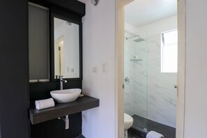 Bathtub, hair dryer, towels