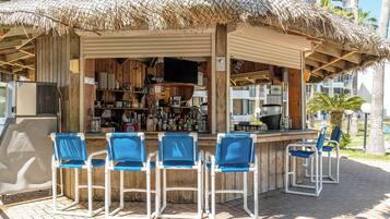 Bar (en el alojamiento)