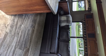 Seahorse Cottage Camper