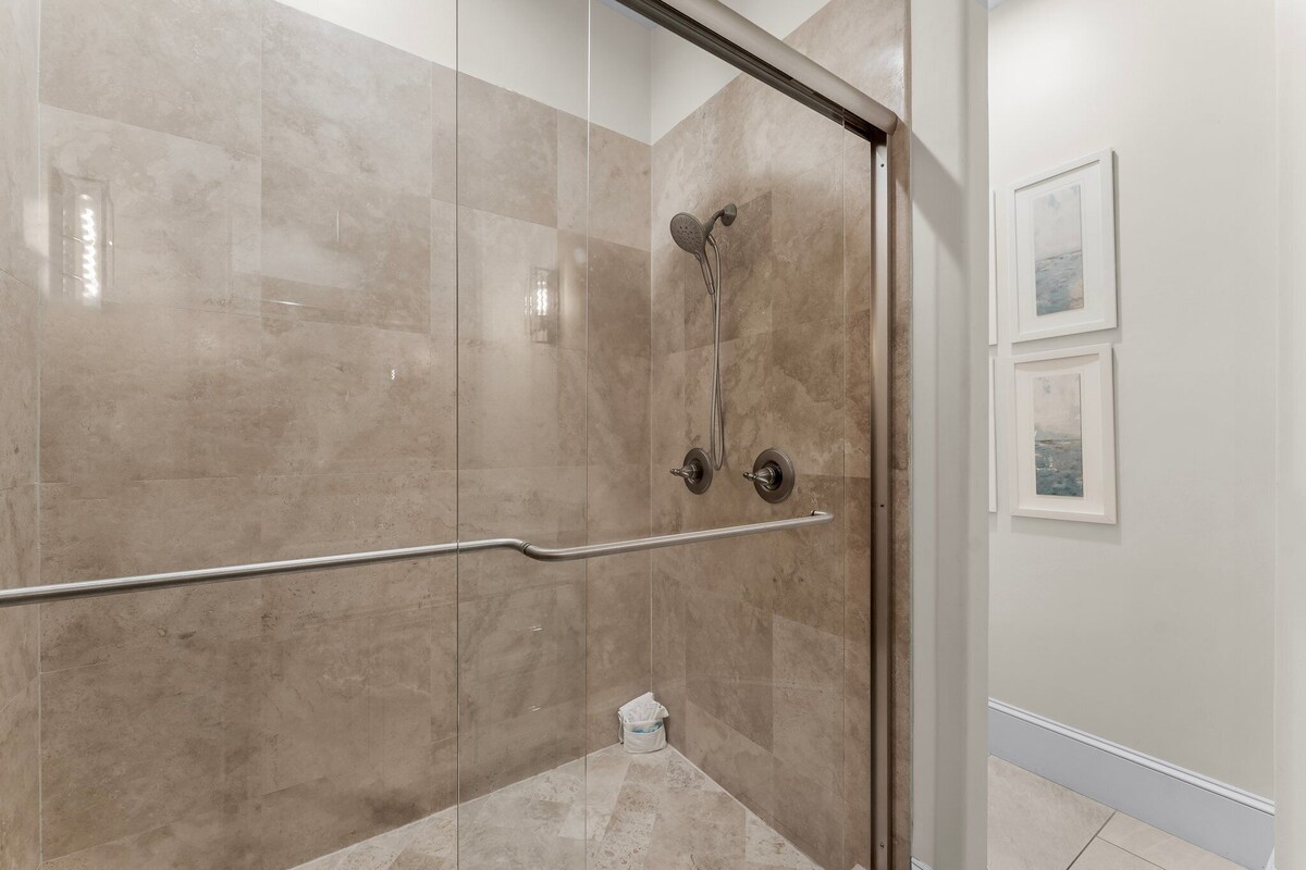 Photo 54 of Seastar Palazzo With Gulf View, Lake Front, Elevator, and Pool