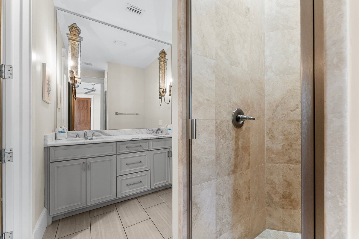 Photo 15 of Seastar Palazzo With Gulf View, Lake Front, Elevator, and Pool