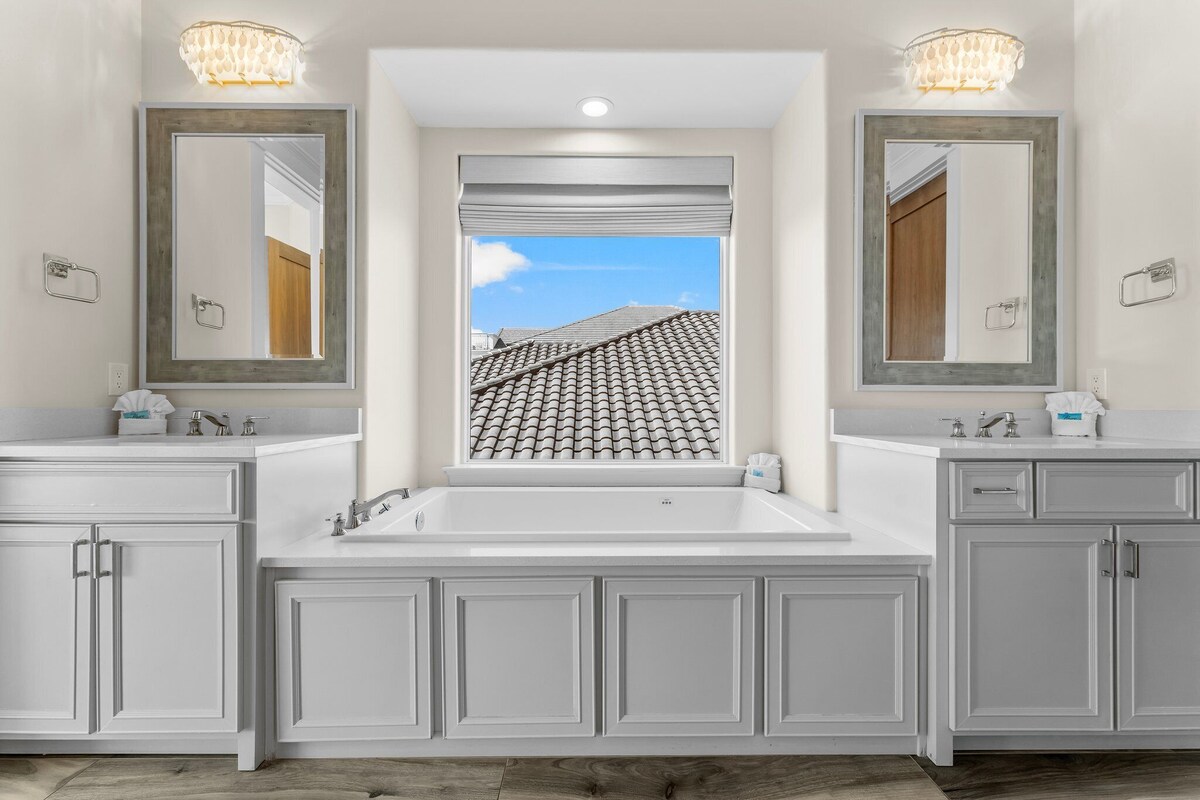 Photo 60 of Seastar Palazzo With Gulf View, Lake Front, Elevator, and Pool