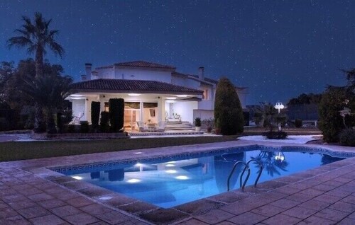 Large Luxury Villa , with Large Gardens , pool ,gym and tennis court.