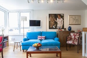 TV - Stylish apartment in Shoreditch - Pass the Keys (London)