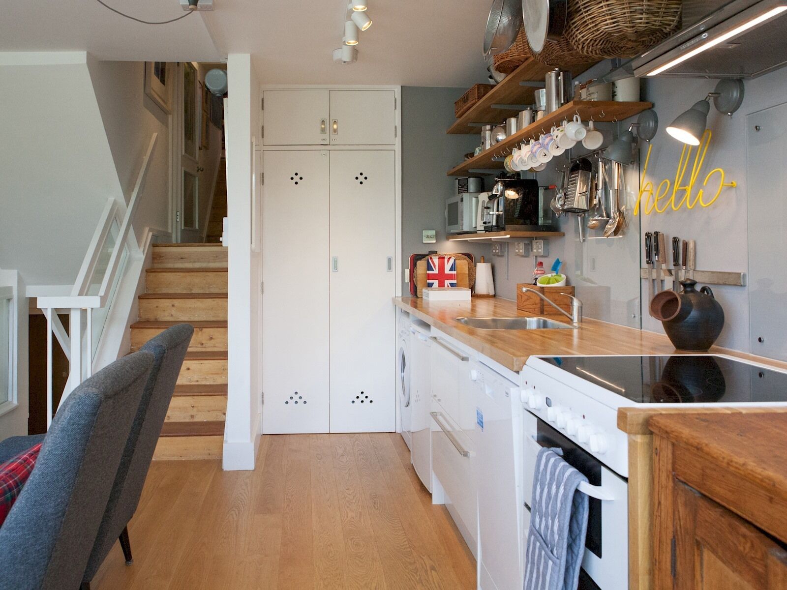 Fridge, microwave, oven, dishwasher