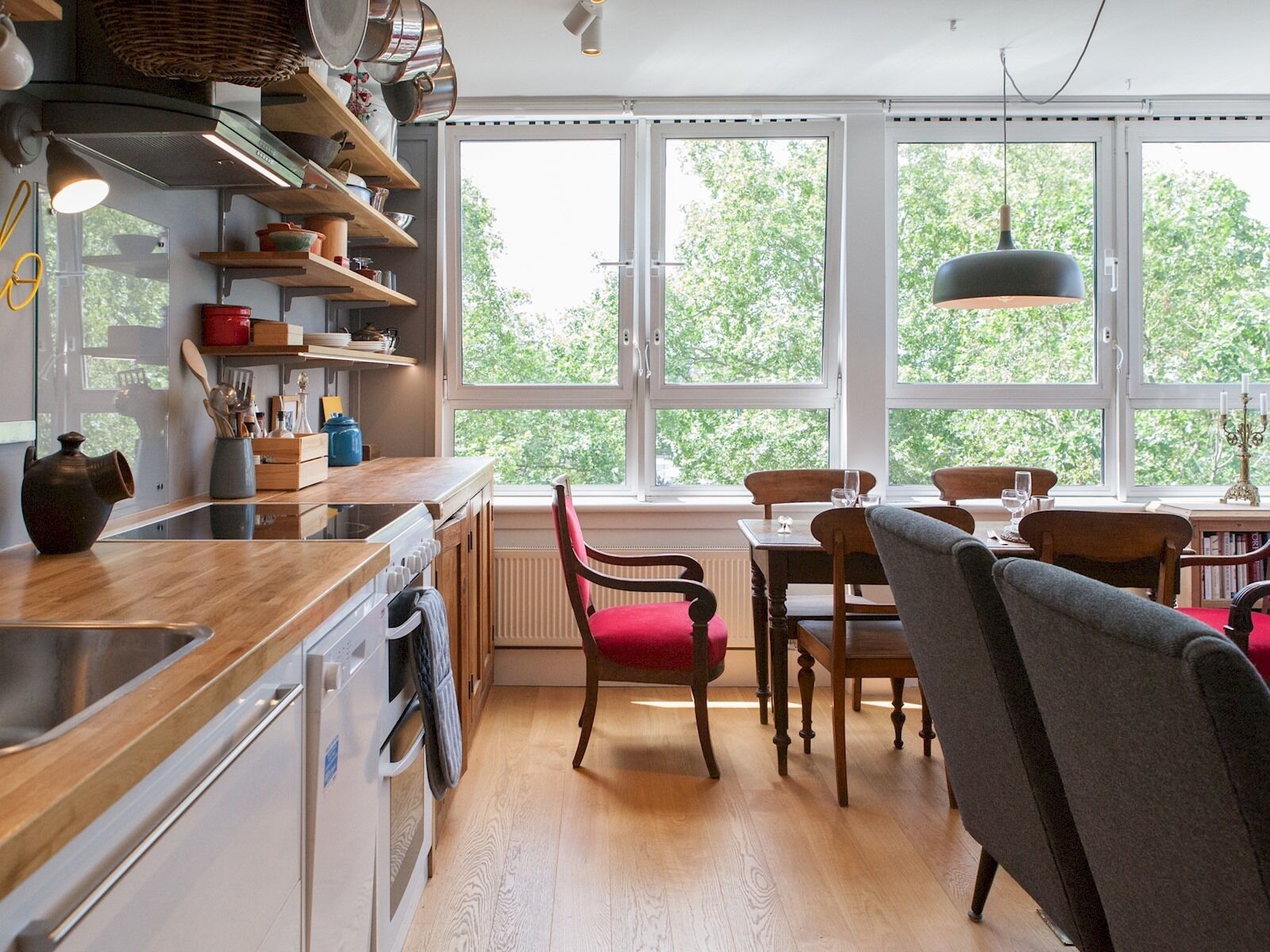 Fridge, microwave, oven, dishwasher