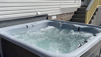 屋外スパ浴槽