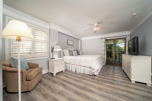 Ocean One - 424 Oceanside 3BR/3Bath Condo Sleeps 10! Owner managed unit,Updated