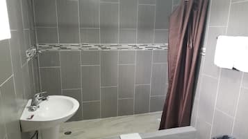 Chambre Simple | Draps fournis