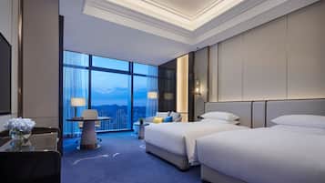 Club Room, 2 Twin Beds | Minibar, in-room safe, desk, laptop workspace