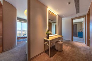 Minibar, in-room safe, desk, blackout drapes