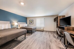 Room, 2 Queen Beds, Accessible, Non Smoking | Laptop workspace, free WiFi, bed sheets - WoodSpring Suites Linden (Linden)