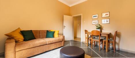 Flachbildfernseher, Stereoanlage