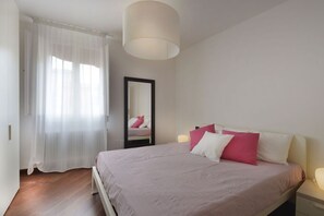 2 soverom, strykejern/-brett, wi-fi og sengetøy