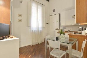 Dining - UR-NEST Miramonte - charming and modern apartment (Bologna)