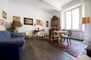 TV, streaming services - UR-NEST Fusari, Wonderful apartment (Bologna)