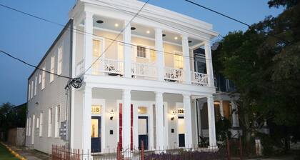Gorgeous, Historic 2 BD, 1 Block off St. Charles