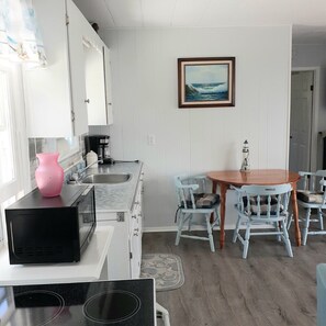 Fridge, microwave, oven, stovetop - Peaceful/ Oceanfront -  Housekeeping Cottage with water access.   (Musquodoboit Harbour)