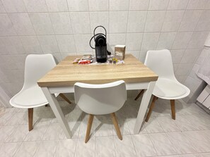 Dining - Lena Apartment (Venezia)