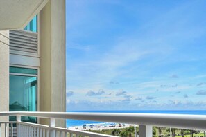 Property grounds - 2BR/2BA Unobstructed ocean view in Dunes Village (Myrtle Beach)