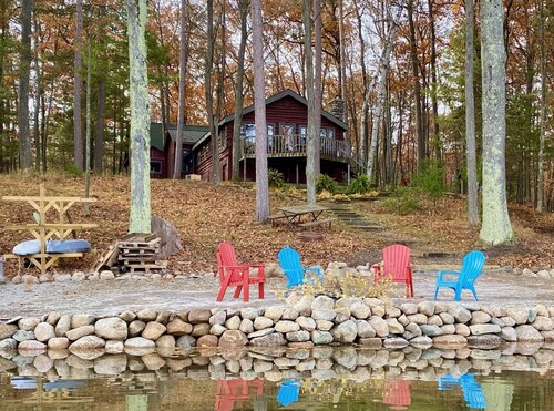 Traverse City @ Rennie Lake .. Idyllic Lakefront Retreat .. CC49 ... Perfect!
