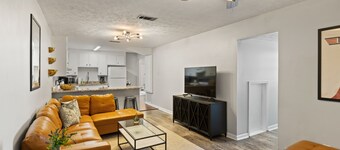 2 Bed Condo across from Toomers Corner and AU Campus