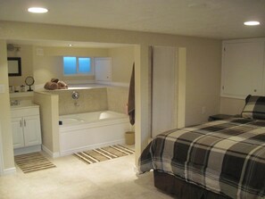 4 Schlafzimmer, Bügeleisen/Bügelbrett, kostenloses WLAN, Bettwäsche