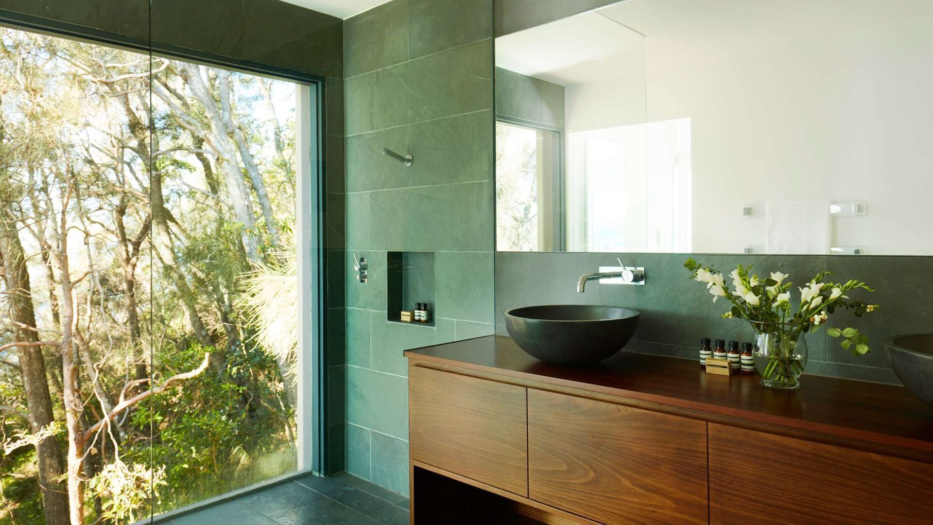 Whale Beach Hideaway by Contemporary Hotels — image 18